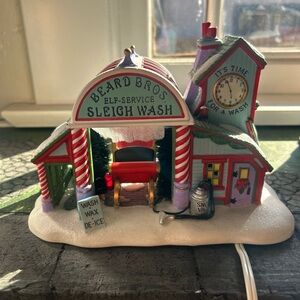 Dept 56 Beard Bros Elf-Service Sleigh Wash Holiday Decoration